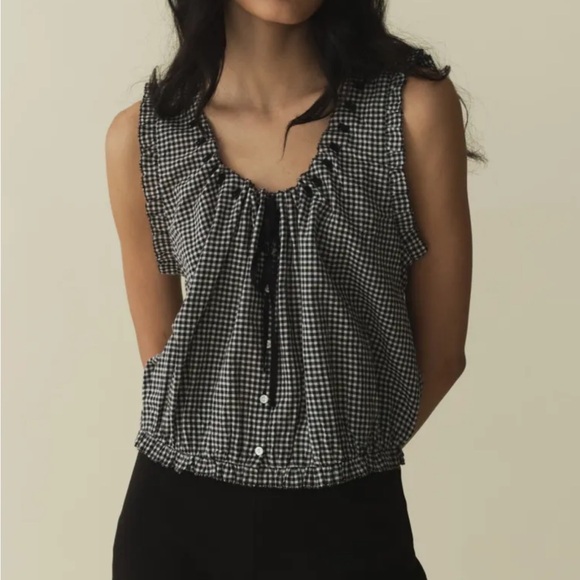 Doen Black and White Gingham traveler Top